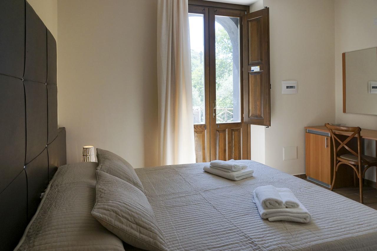 La Porta Delle Gole Gasthof Motta Camastra
